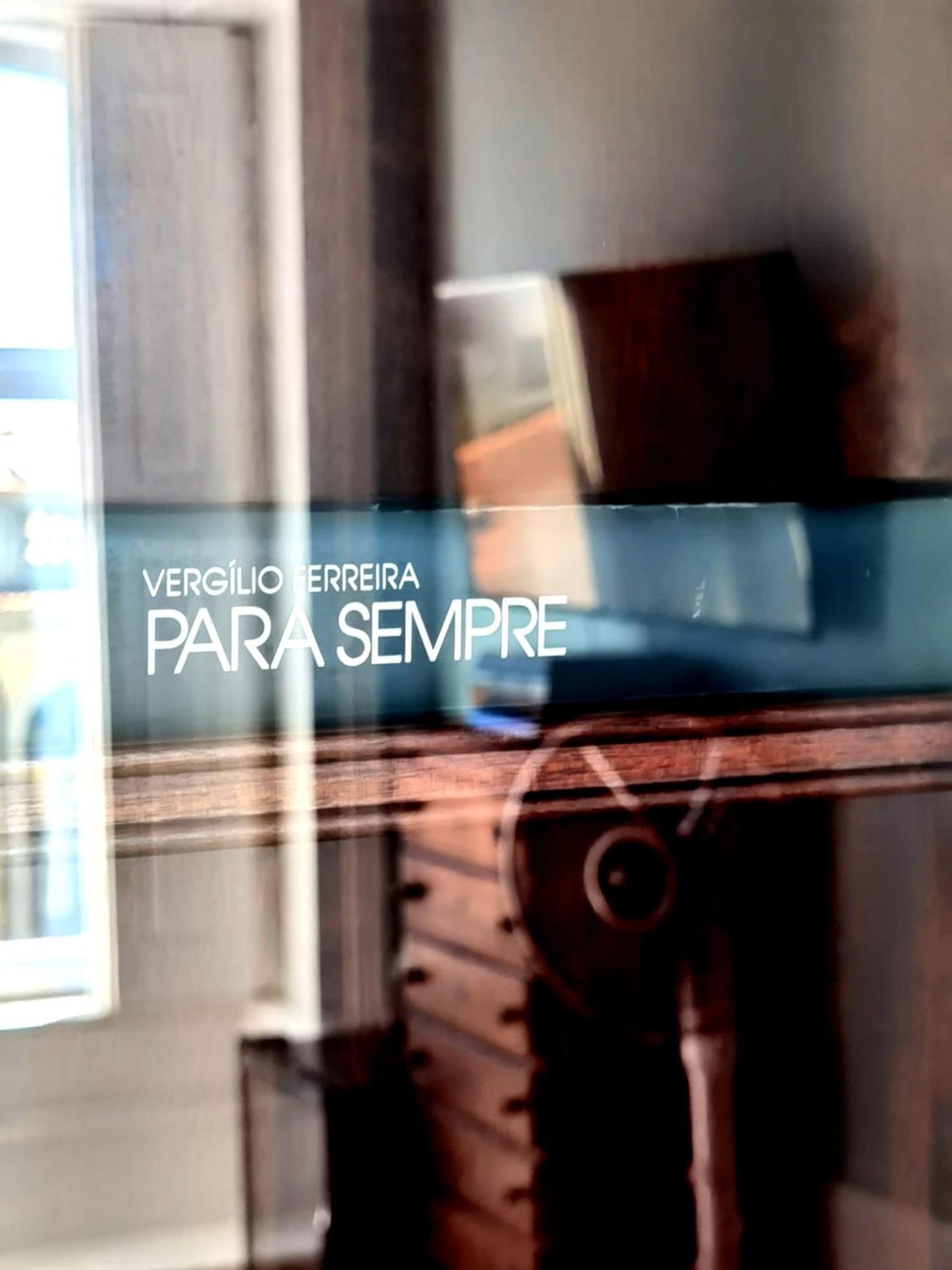 Monsenhor 52 Hotel Porto Buitenkant foto